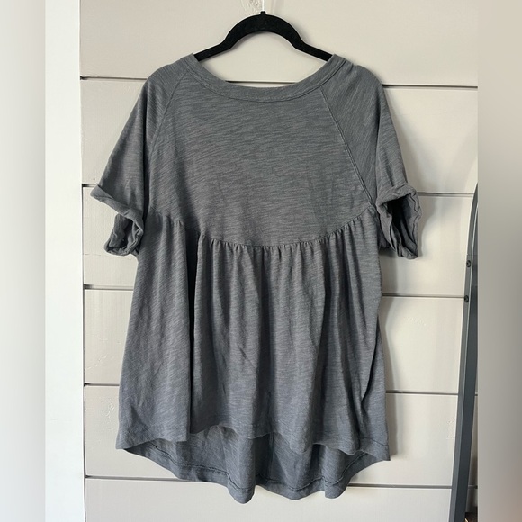 AMERICAN EAGLE keyhole back knit gray hi lo oversized top size S - Picture 1 of 4
